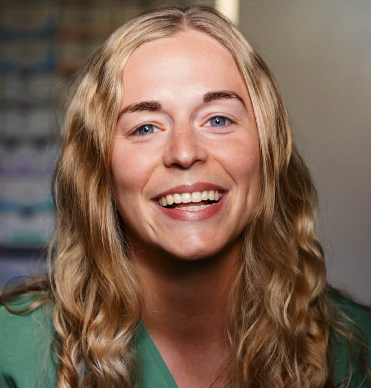 Dr Louize Pietermans